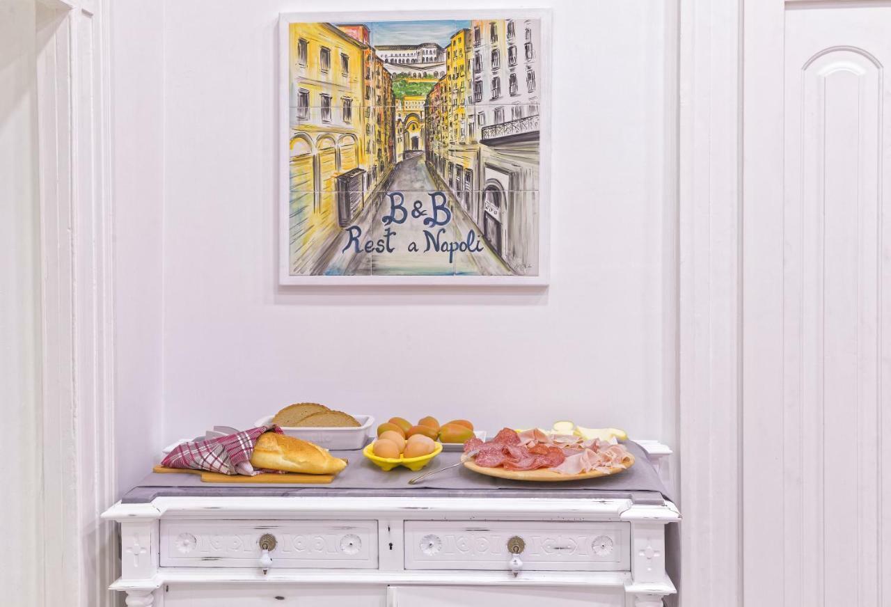 B&B Rest A Napoli 외부 사진